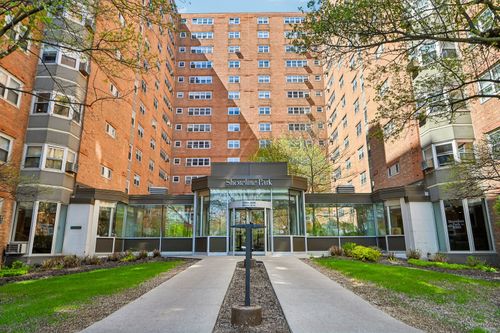 611-4960 N Marine Dr, Chicago, IL, 60640-3920 | Card Image