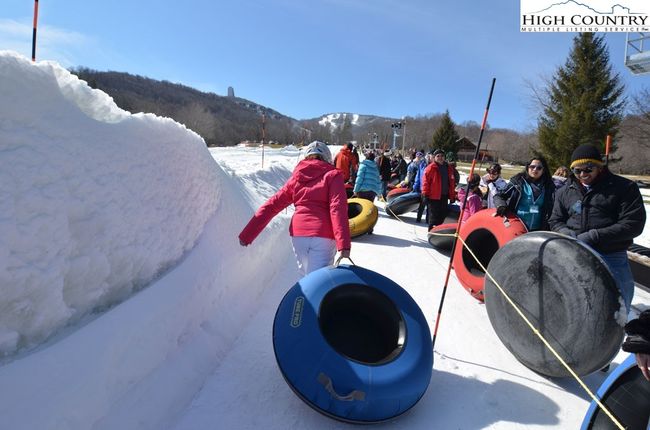 In addition to tubing (skiing and snowboarding), Sugar Mountain Resort boasts a 10, 000 square foot ice skating rink conveniently located next to the clubhouse. | Image 48