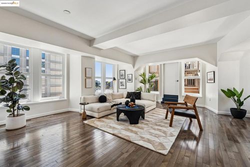 8-1615 Broadway, Oakland, CA, 94612-2165 | Card Image