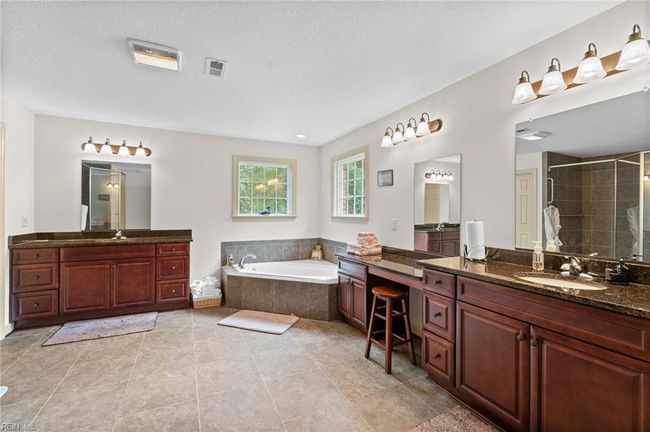 2234 Creekway Dr, House other with 5 bedrooms, 5 bathrooms and null parking in Smithfield VA | Image 27