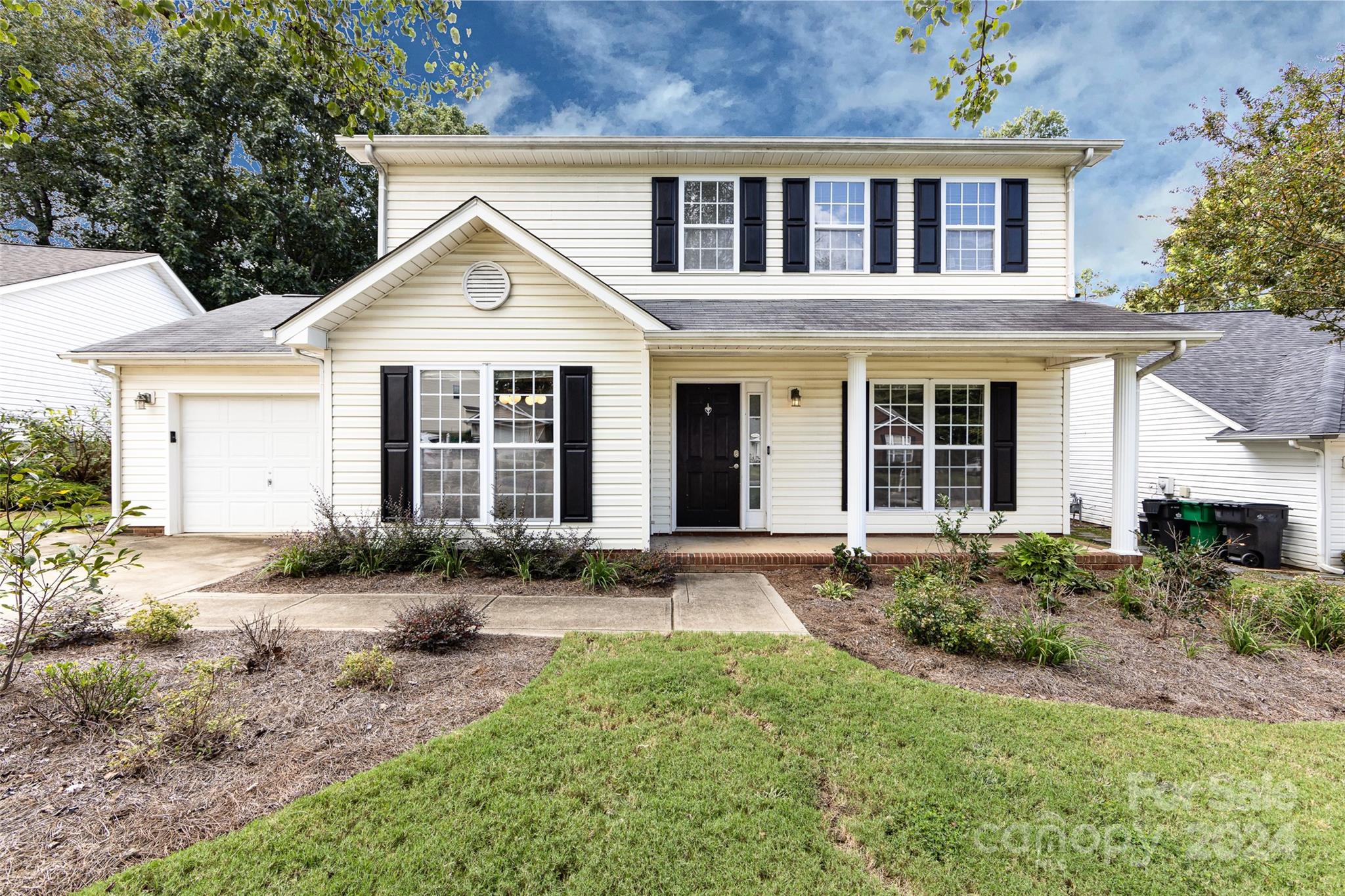 Waterfall Pl, Charlotte, NC 28278