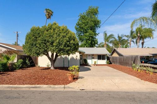 1416 S Maple St, Escondido, CA, 92025-5730 | Card Image