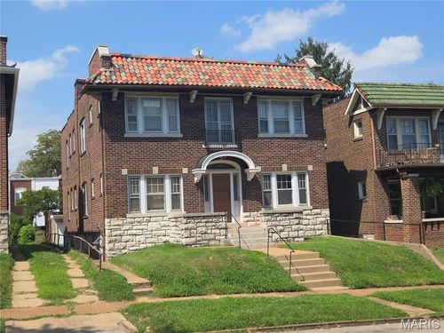 4943 Winona Ave, Saint Louis, MO, 63109-2487 | Card Image