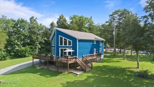 600 Powell Valley Marine Rd, La Follette, TN, 37766-5665 | Card Image