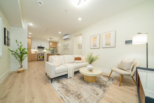 7813 Shaughnessy St, Vancouver, BC, V6P | Card Image