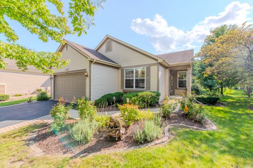 21243 Lily Lake Ln, Crest Hill, IL, 60403-3285 | Card Image