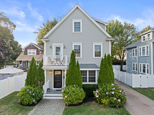 158 W Elm Ave, Quincy, MA, 02170-2413 | Card Image