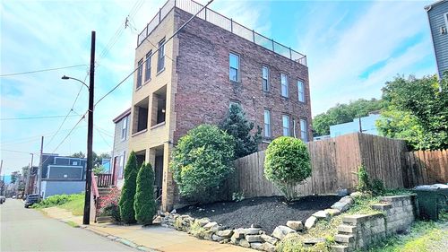 220 Alpine Ave, Pittsburgh, PA, 15212-4077 | Card Image