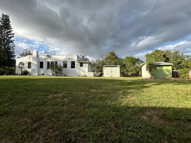 1303 Nancesowee Ave, House other with 3 bedrooms, 2 bathrooms and null parking in Sebring FL | Image 19