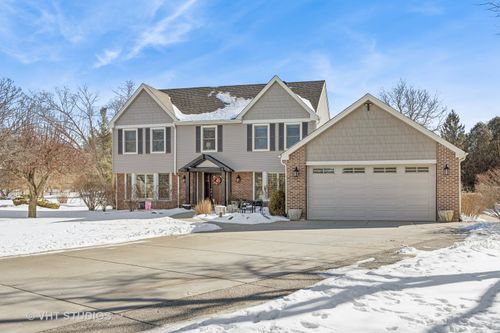 823 Whitman Court, Libertyville, IL, 60048 | Card Image