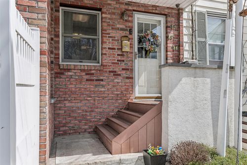 67 Central Ave, Sea Cliff, NY, 11579-1216 | Card Image