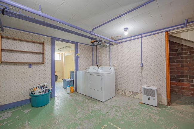 409 E Elm St, House other with 3 bedrooms, 2 bathrooms and null parking in Huntsville MO | Image 26