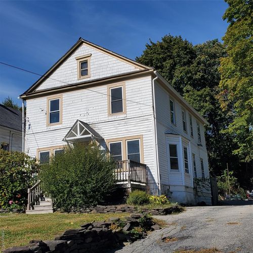 210 Smith St, Poughkeepsie, NY, 12601-2119 | Card Image