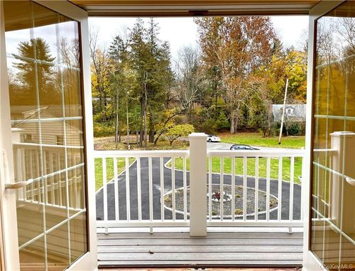 1 Kewanee Rd, New Rochelle, NY, 10804-1323 | Card Image