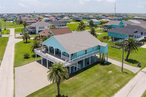 2585 Tide Dr, Crystal Beach, TX, 77650 | Card Image