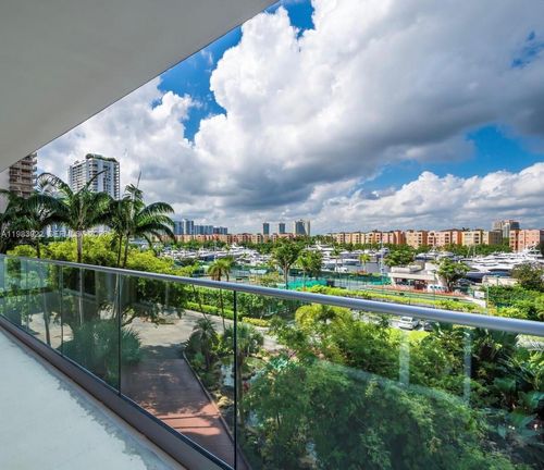 apt-5c-19707 Turnberry Way, Aventura, FL, 33180-2501 | Card Image