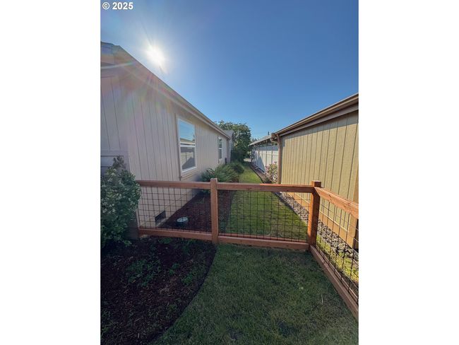 UNIT-13 - 3355 N Delta Hwy, House other with 3 bedrooms, 2 bathrooms and null parking in Eugene OR | Image 40