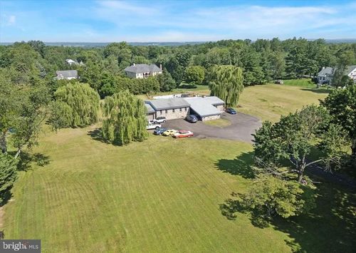 290 Hatboro Rd, Ivyland, PA, 18974-1604 | Card Image
