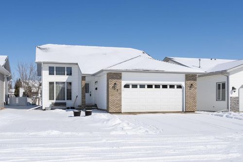 132 Edgewood Close, Camrose, AB, T4V4N9 | Card Image