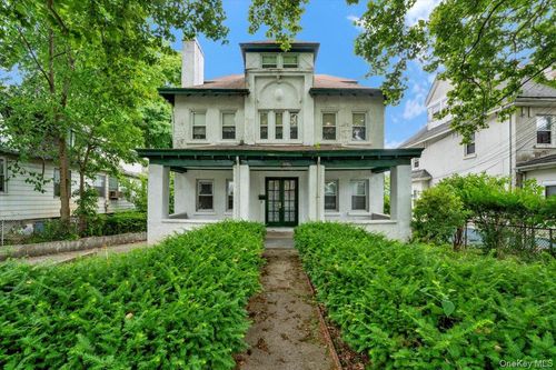 639 S 5th Ave, Mount Vernon, NY, 10550-4901 | Card Image
