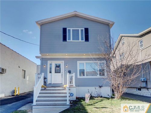 9 Chestnut St, North Arlington, NJ, 07031-6501 | Card Image