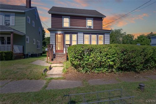 265 Wayland Rd, Syracuse, NY, 13208-3315 | Card Image