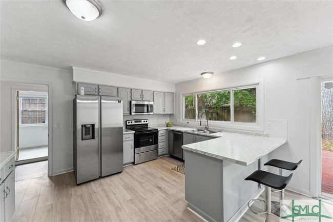 27 Davidson Ave, House other with 4 bedrooms, 2 bathrooms and null parking in Savannah GA | Image 10