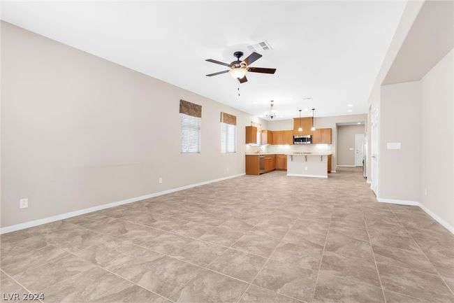 9639 Vital Crest St, House other with 3 bedrooms, 3 bathrooms and null parking in Las Vegas NV | Image 8