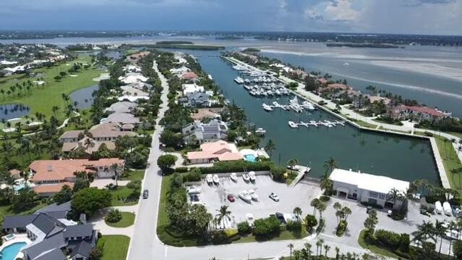 APT-316 - 2001 Se Sailfish Point Blvd, Condo with 3 bedrooms, 3 bathrooms and null parking in Stuart FL | Image 33