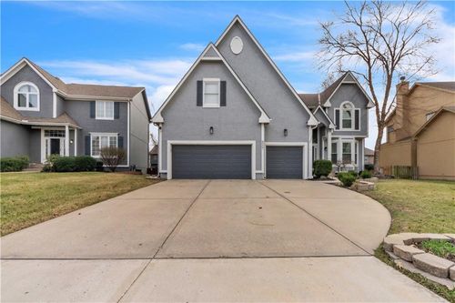 8007 W 131st Ter, Overland Park, KS, 66213-5111 | Card Image