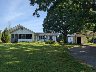 810 Pond Rd, House other with 3 bedrooms, 1 bathrooms and null parking in Dickson TN | Image 1