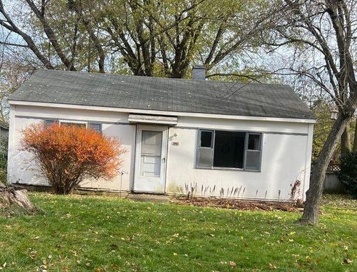 526 Davidson Ave, Michigan City, IN, 46360-5304 | Card Image