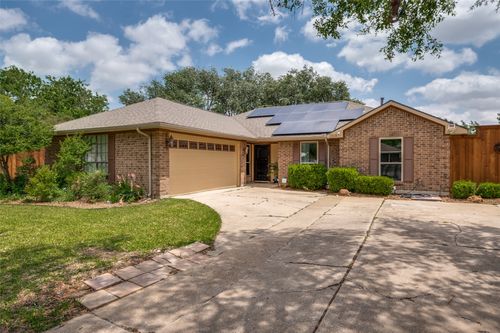 2515 Rosebud Cir, Carrollton, TX, 75006-2714 | Card Image