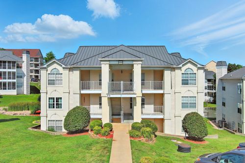 apt-3-215 Meadow Brook Ln, Branson, MO, 65616-4074 | Card Image