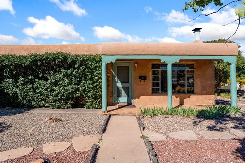 1200 Don Diego Avenue, Santa Fe, NM, 87505 | Card Image
