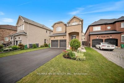 4 Dilworth Chase Rd, House other with 3 bedrooms, 4 bathrooms and 6 parking in Brampton ON | Image 2