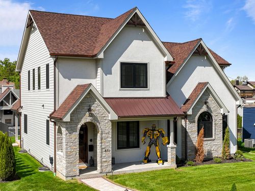 833 Wisconsin Street, Lake Geneva, WI, 53147 | Card Image