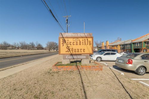 102-2628 N Ann Arbor Ave, Oklahoma City, OK, 73127-1806 | Card Image