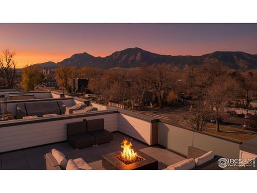 1894 Folsom St, Boulder, CO, 80302-5703 | Card Image