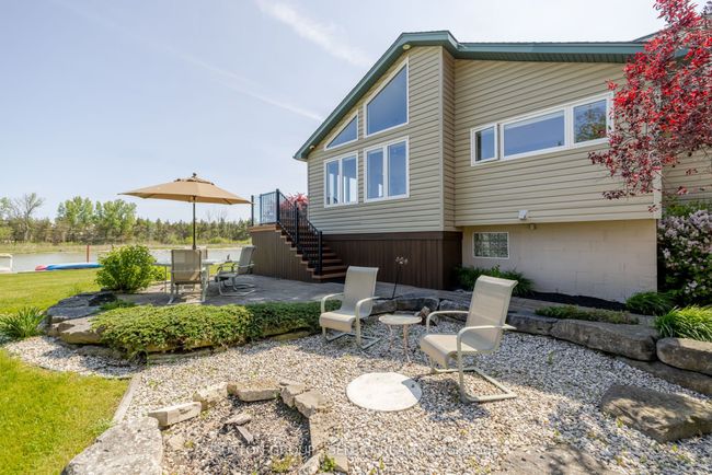 7474 Riverside Dr, House other with 3 bedrooms, 2 bathrooms and 6 parking in Port Franks ON | Image 43
