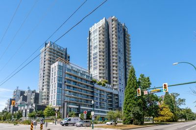 1505 - 7433 Cambie St, Condo with 2 bedrooms, 2 bathrooms and 1 parking in Vancouver BC | Image 1