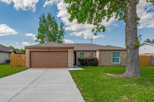 7926 Jonquil Dr, Texas City, TX, 77591-3312 | Card Image