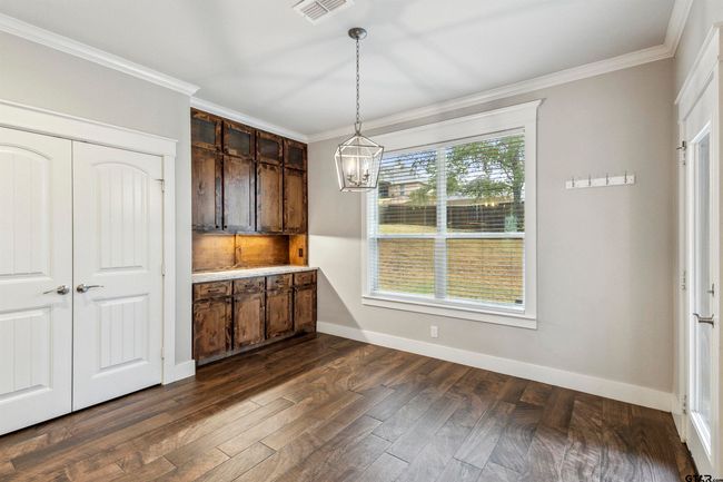 12090 Hackberry Holw, House other with 4 bedrooms, 2 bathrooms and null parking in Tyler TX | Image 7