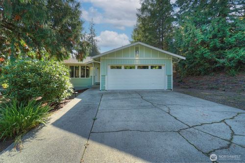 4931 Nw Knute Anderson Rd, Silverdale, WA, 98383-9246 | Card Image