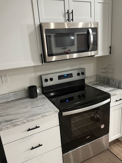 apt-4-20 Graham St, Gardner, MA, 01440-8309 | Card Image