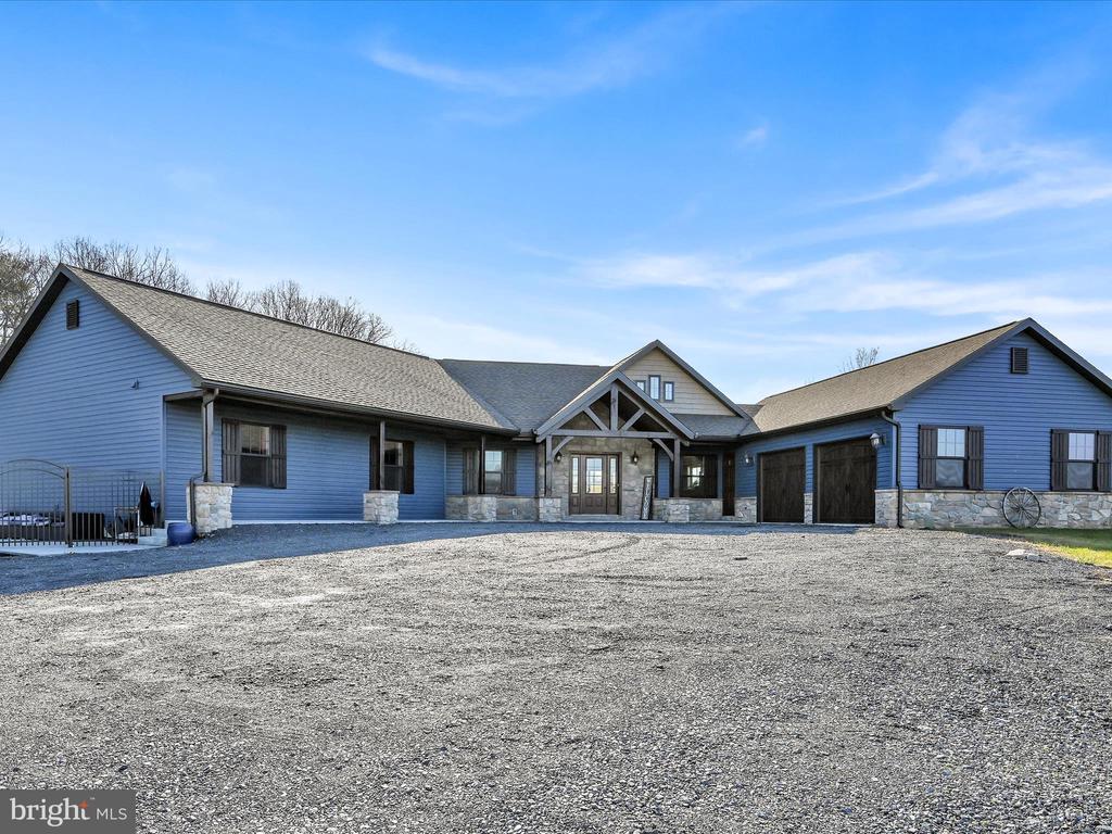 Farm View Rd, Schuylkill Haven, PA 17972