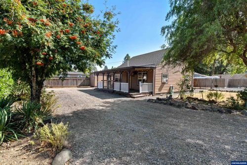 1607 Elm St, Sweet Home, OR, 97386-2641 | Card Image