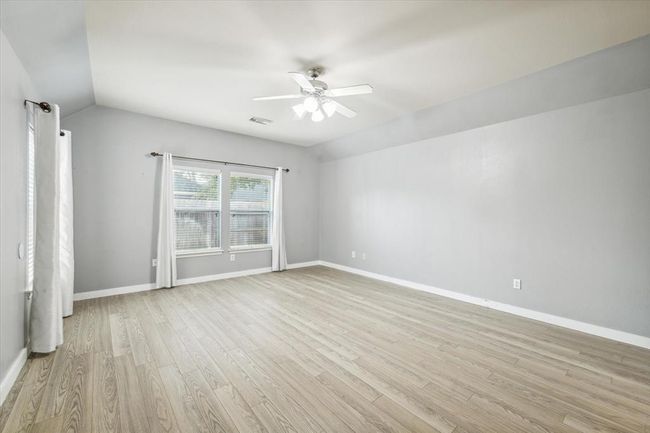 28519 Peper Hollow Ln, House other with 4 bedrooms, 3 bathrooms and 3 parking in Spring TX | Image 16