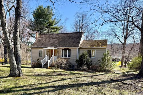 2882 Lexington Ave, Mohegan Lake, NY, 10547-1846 | Card Image