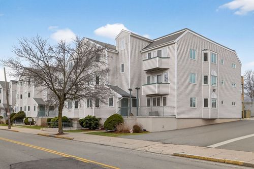 ste-9f-624 Boston Ave, Medford, MA, 02155-1368 | Card Image